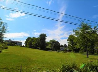 2442 W Lake Rd, Skaneateles, NY 13152