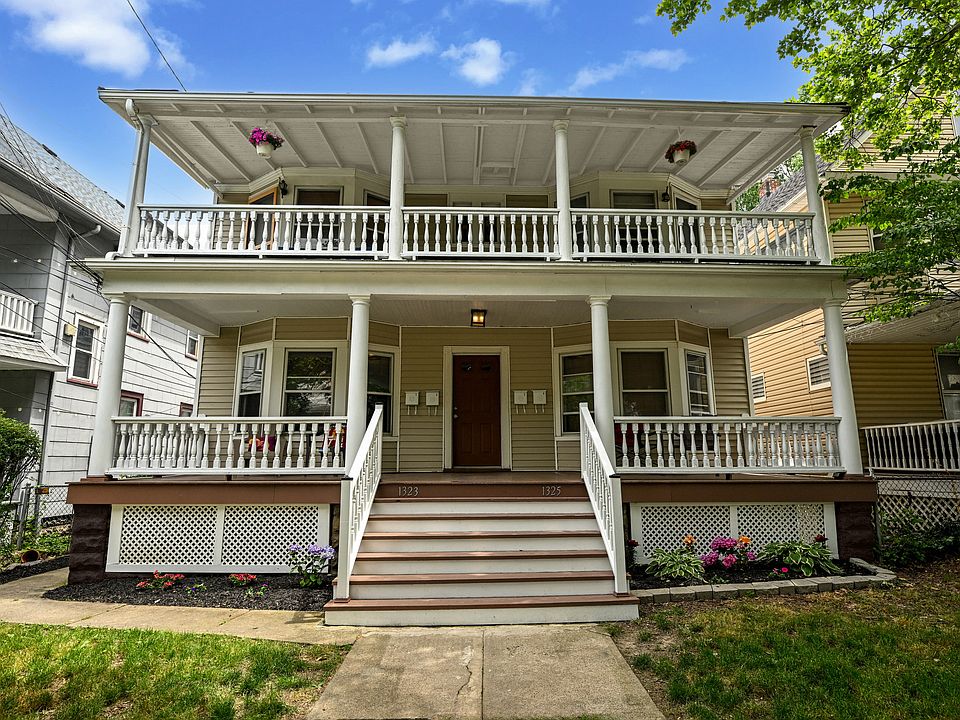 1st image of 1323 Beach Ave #1
