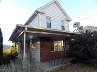 16 Cliff St, Pittston, PA 18640