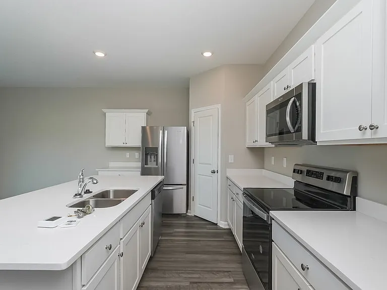 954 Kelly Fern Loop — Photo 8