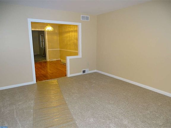 3rd image of 259 Locust Ave