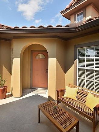 5th image of 5512 Toscana Ave