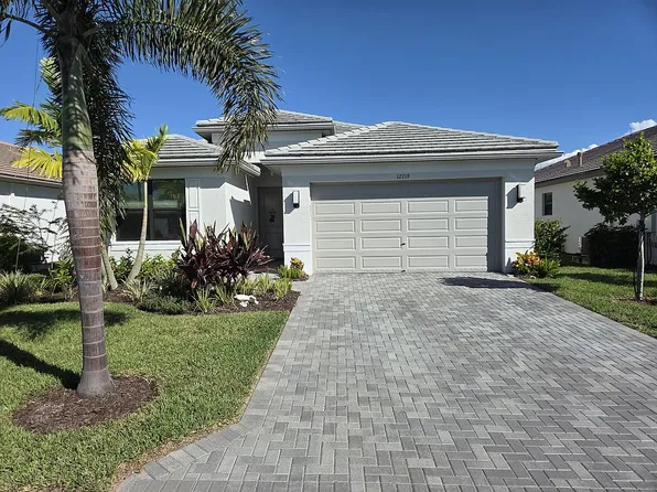 12719 SW Blue Mangrove Pkwy, Port Saint Lucie, FL 34987