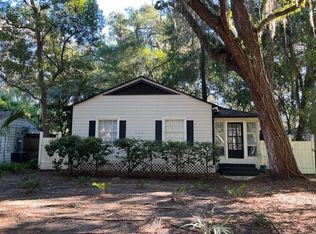 321 1/2 SW 12th St, Gainesville, FL 32601