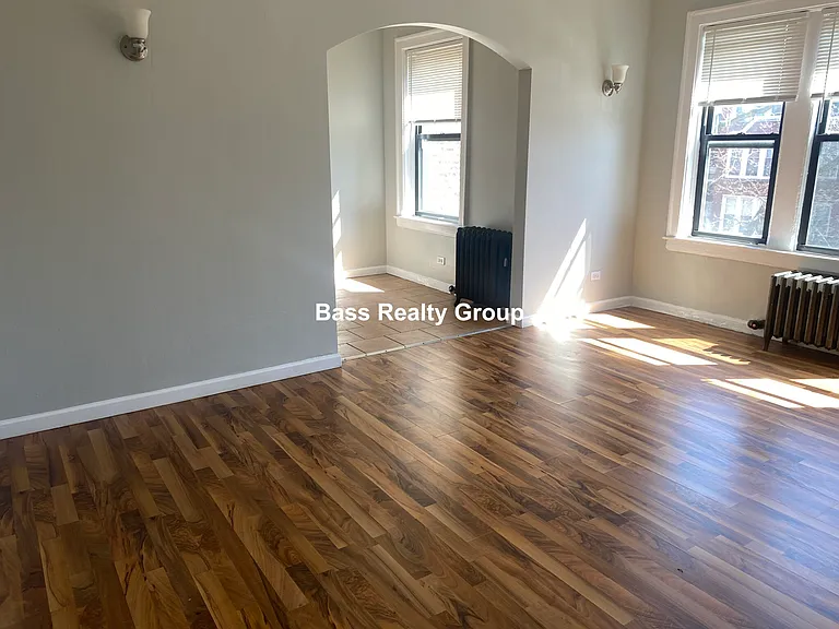 1723 W Estes Ave #210 — Photo 3