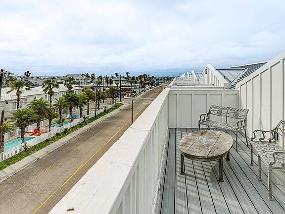 5th image of 603 E Avenue G #204