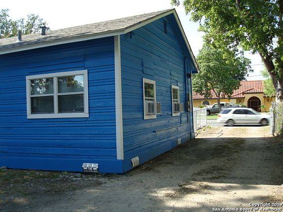 5th image of 1332 Division Ave