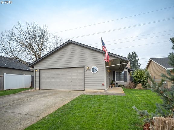 3rd image of 8702 NE 66th St