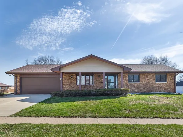 3985 Short St, Dubuque, IA 52002