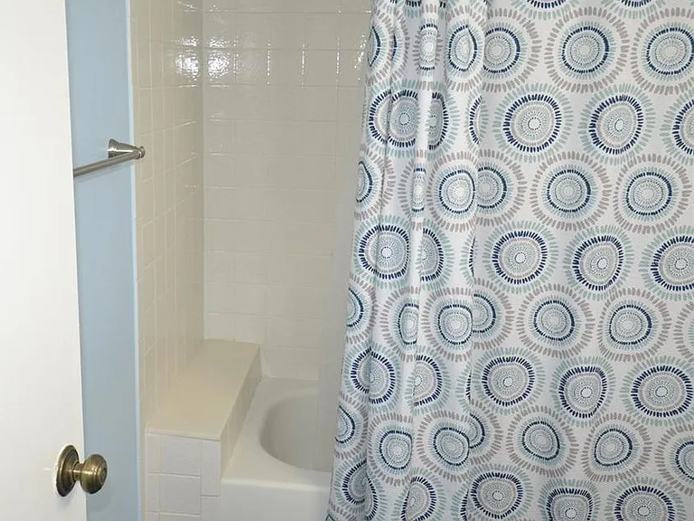 3232 Lake Pine Way E #H2 — Photo 8