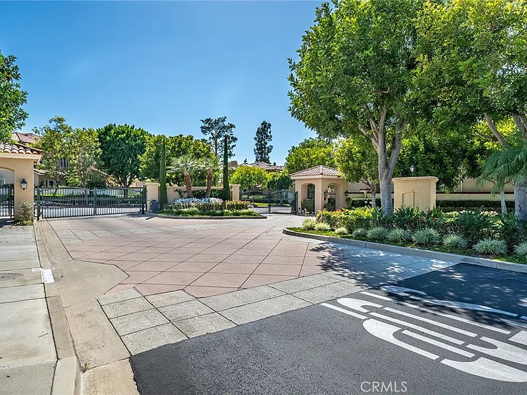 2466 Aquasanta — Photo 18