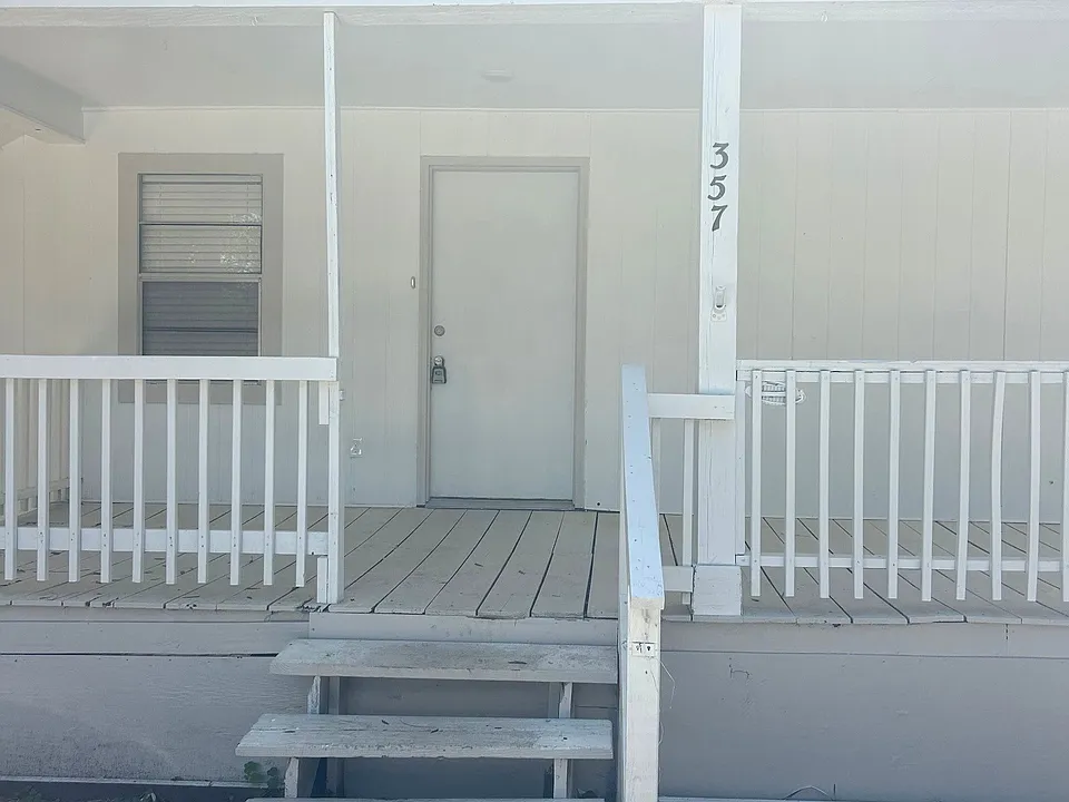 357 Debuys Rd