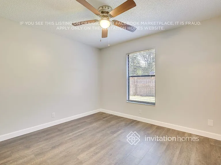6241 Cranberry Ln E — Photo 14