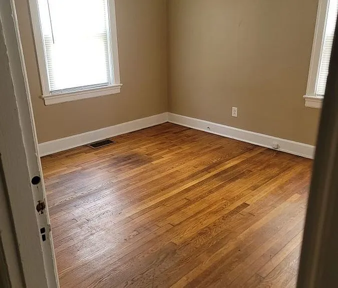 1411 Hill St — Photo 18