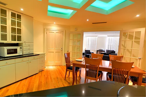 Rented by Smart City Real Estate LLC | media 76