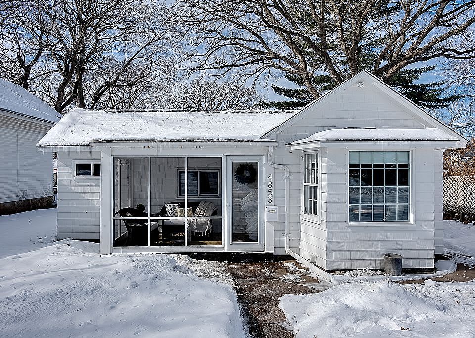 1st image of 4853 Division Ave