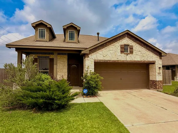 101 White Wing Ln, Sealy, TX 77474