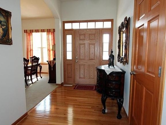 2nd image of 1906 Tumbleweed Cir
