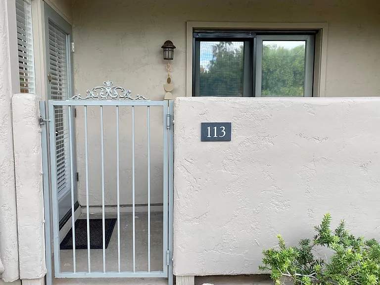 1820 E Morten Ave #113 — Photo 17