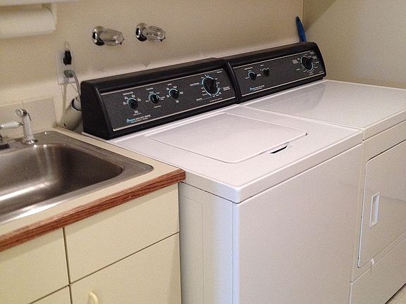 2nd image of 3220 SE Baypoint Dr