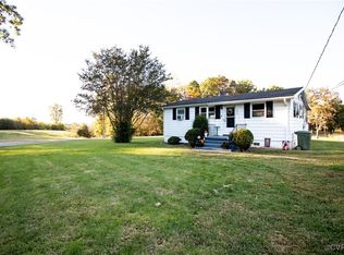 324 Meriwood Farm Rd, Farmville, VA 23901
