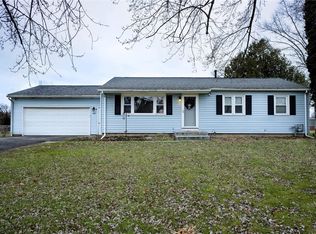 979 Paul Rd, Rochester, NY 14624