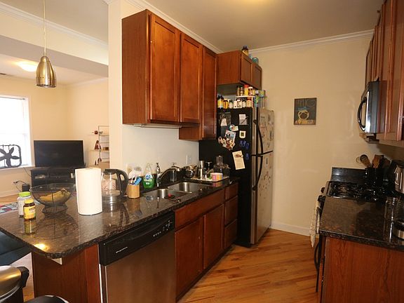 3rd image of 1617 W Wallen Ave APT 3