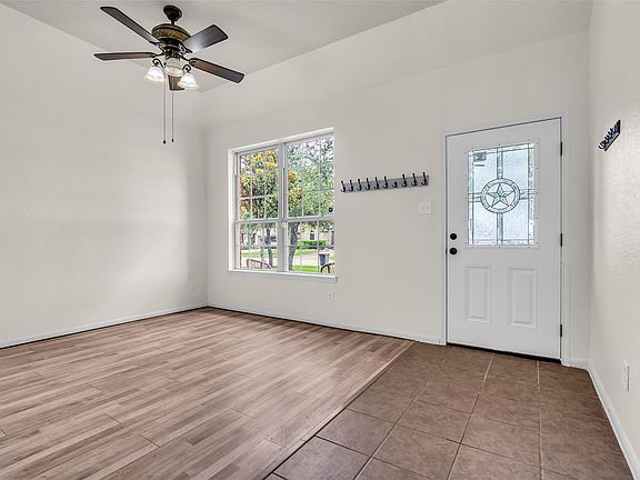 5th image of 6658 Hawkins Hill Ln