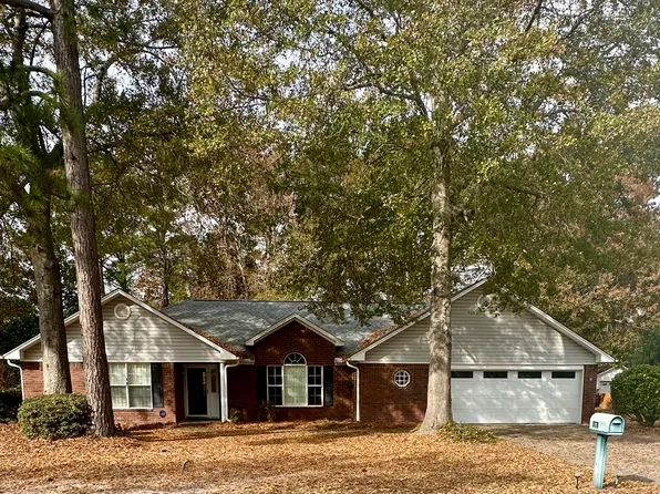 1107 Longleaf Dr, Manning, SC 29102