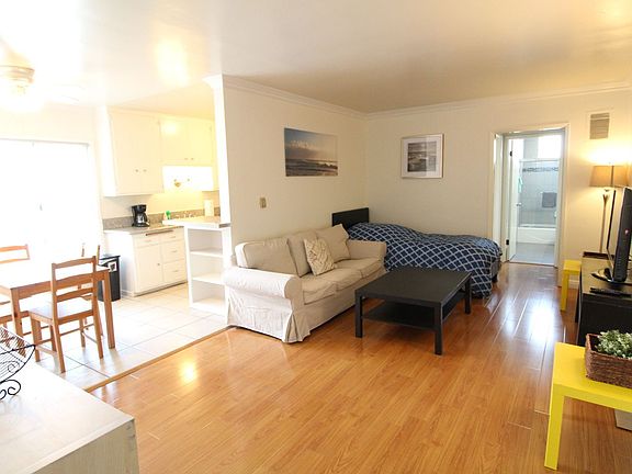 3rd image of 11980 Walnut Ln #20