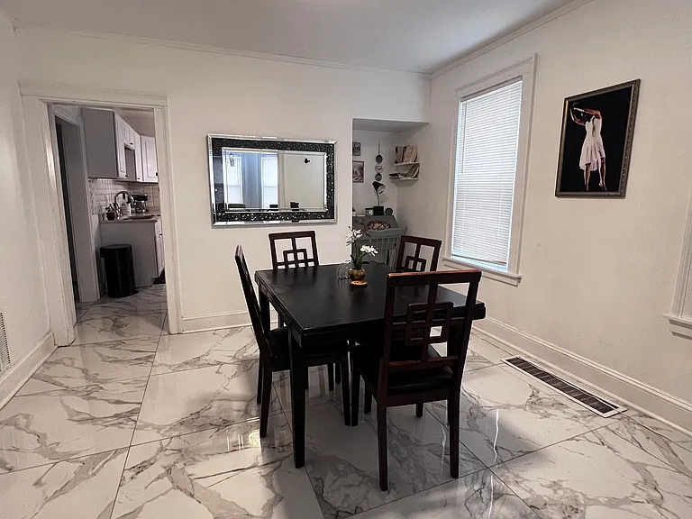 Ward Pl — Photo 4