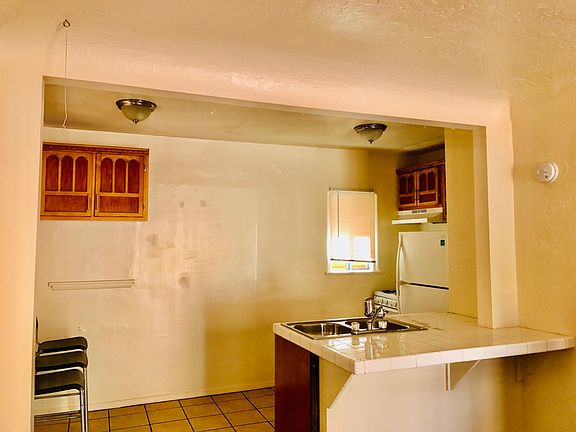 4th image of 1131 N 30th St