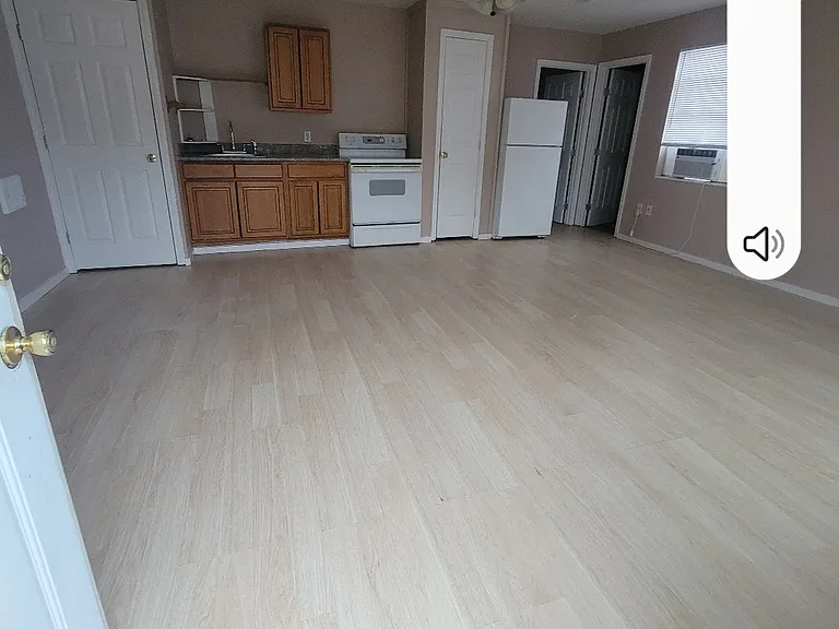 6105 Franklin Ave #B — Photo 7