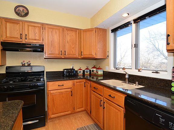 5th image of 2855 Coventry Ln