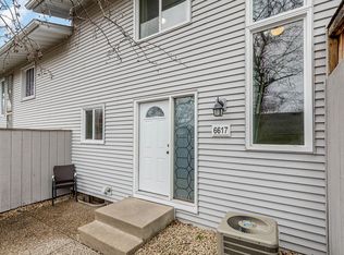 6617 Gretchen Ln N, Oakdale, MN 55128