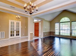 301 Fort Edward Dr, Arlington, TX 76002