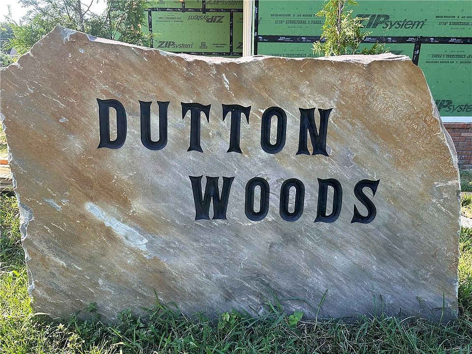 2nd image of 2083 N Dutton Pl
