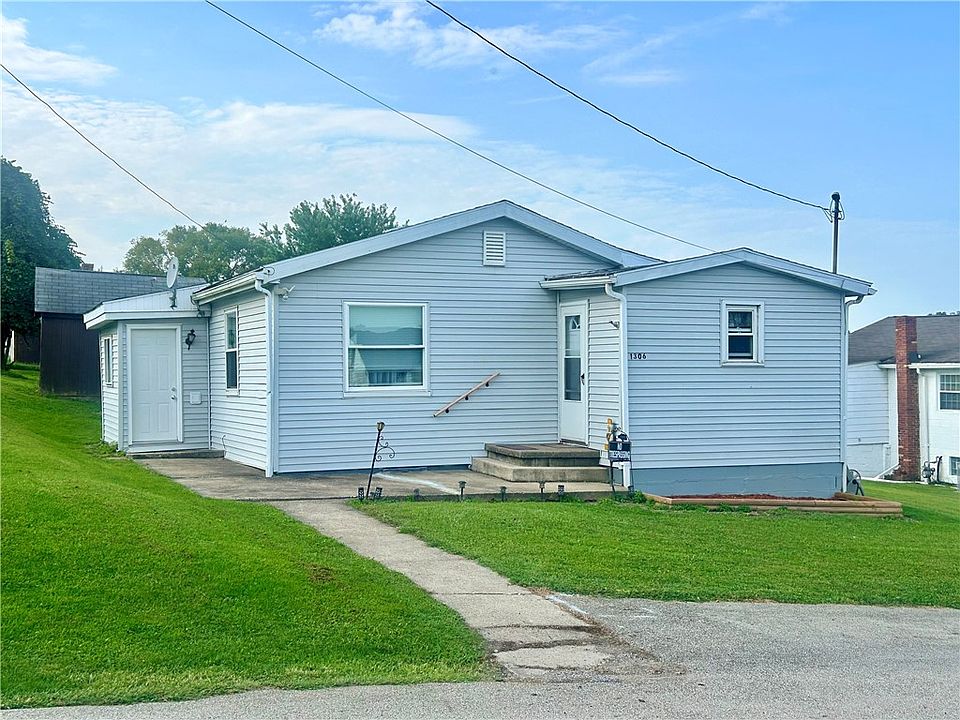 1st image of 228 2nd St