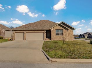 1180 N Cardinal Ave, Republic, MO 65738