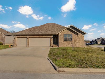 1180 N Cardinal Avenue, Republic, MO, 65738