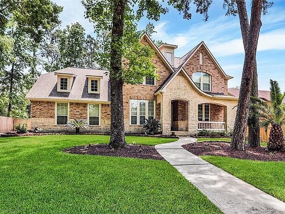 3rd image of 3610 Brookhaven Dr