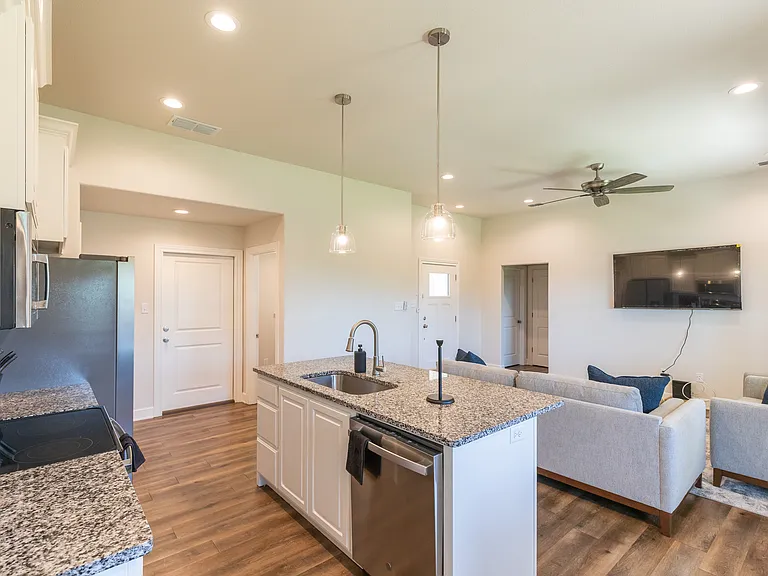 1709 Bandolero Rd — Photo 5