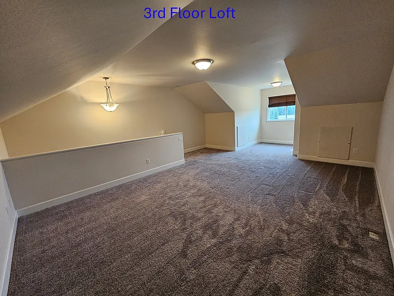 215 Glenn Abbey Pl #215 — Photo 15