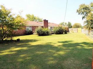 406 Hazelwood Dr, Florence, AL 35633