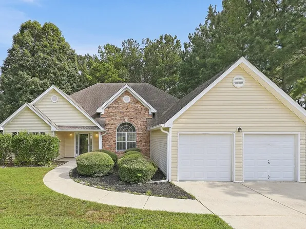 2404 Napa Valley Dr, Villa Rica, GA 30180