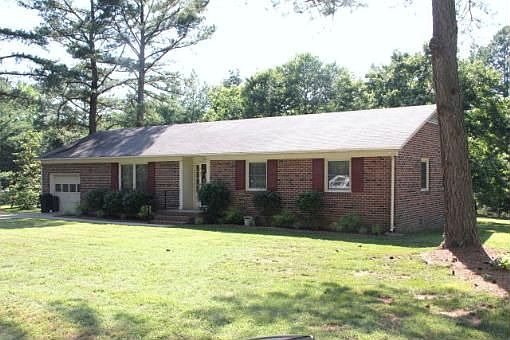 2nd image of 515 Poplar Ln
