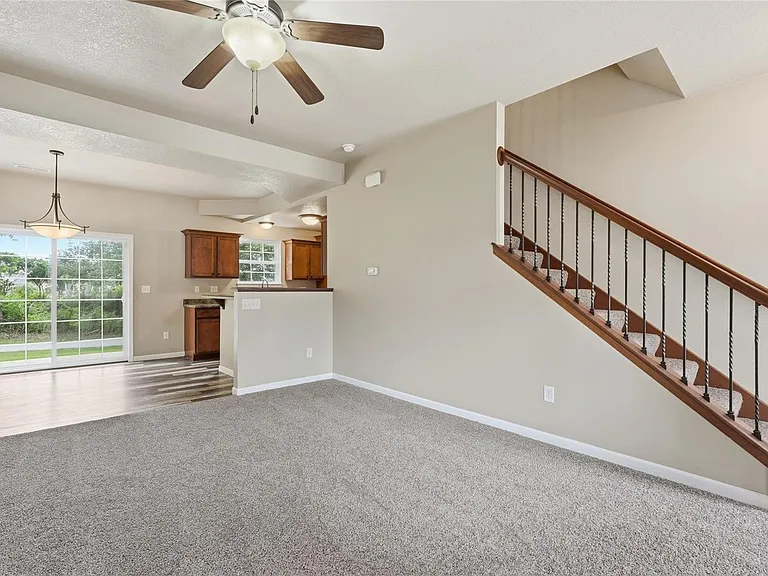 1694 Burr Dr — Photo 8