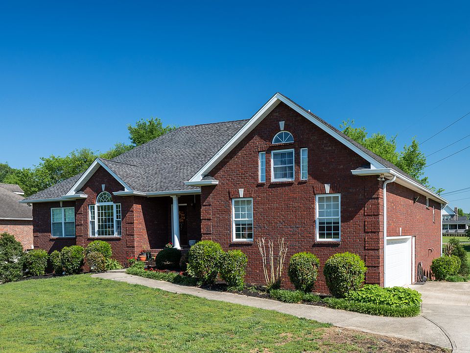 1st image of 130 Stonehouse Dr