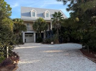 705 Hernando Pl, Dauphin Island, AL 36528