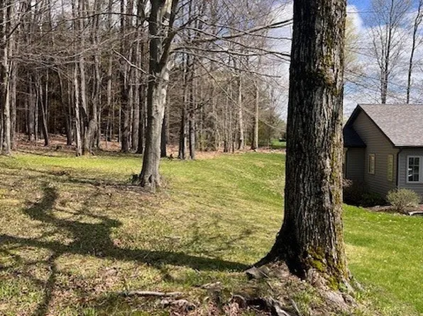 3282 Walden Oaks Blvd, Cortland, NY 13045